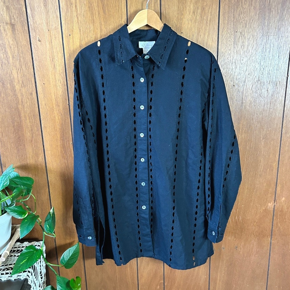 Vintage K Arnold Black 100% Linen Eyelet Cutout Button Up Shirt Blouse Tunic